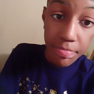 Meet your Posher, Dion